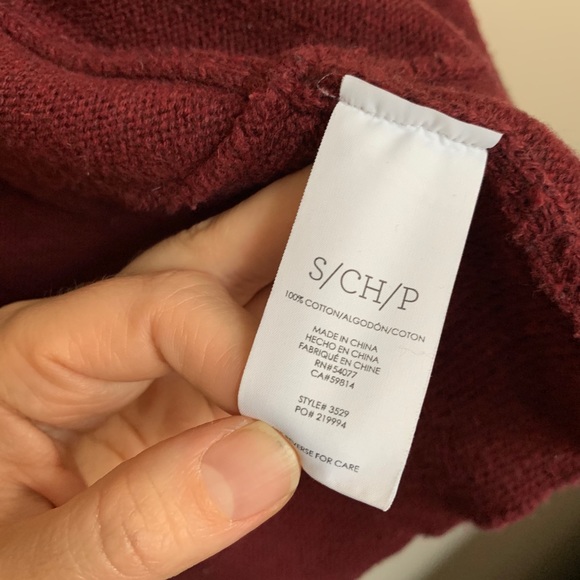 🔴 SOLD - CAbi Catch Cardigan - Picture 8 of 9